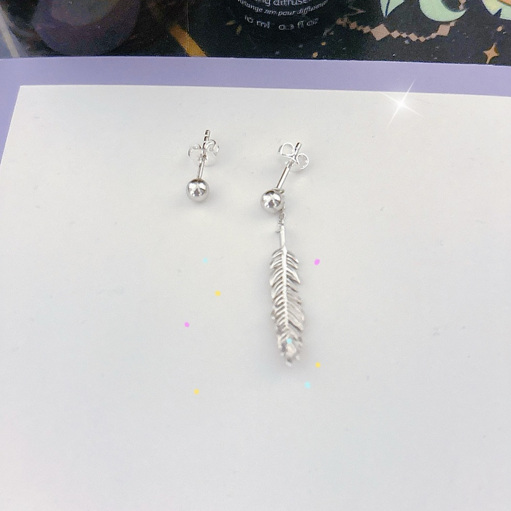 Sterling Silver/s925 Mismatched Stud Earrings – Feather & Ball